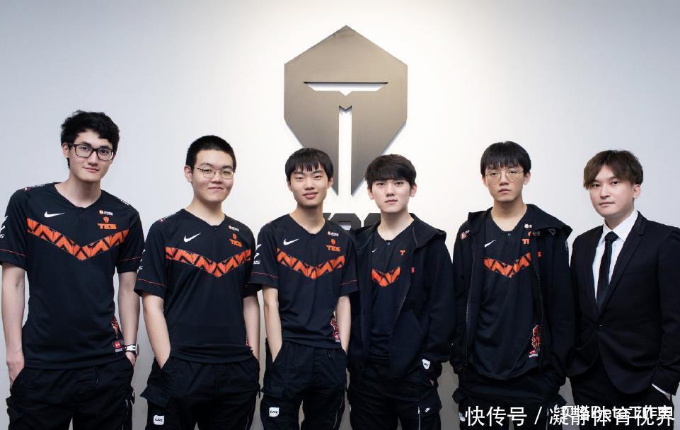 加比赛中的 加比赛中的