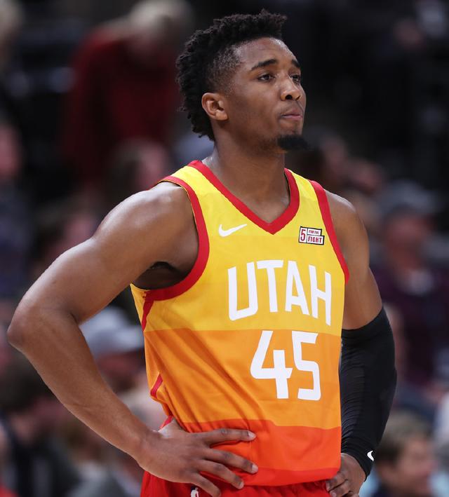 煌而又充满 煌而又充满