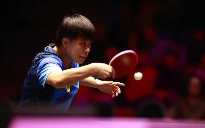 过5万美元 过5万美元