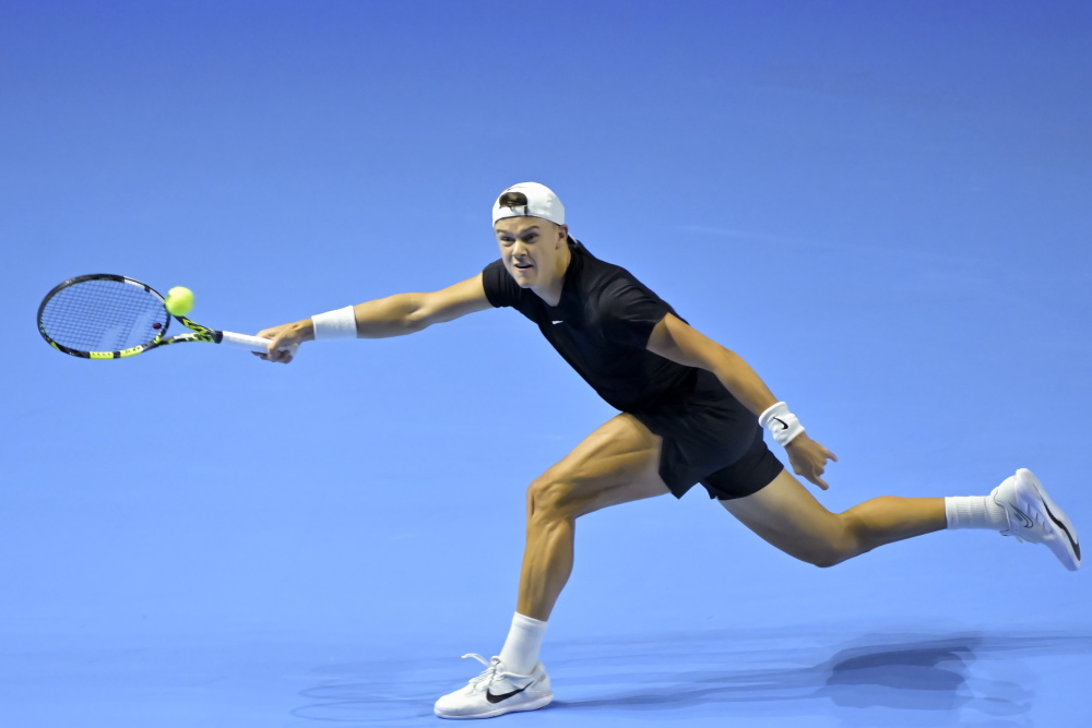 传言而面临 传言而面临